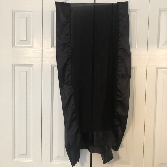 Black Sheer Scarf with Solid Satin Edges (Good Condition) Great For Formals - Picture 1 of 3